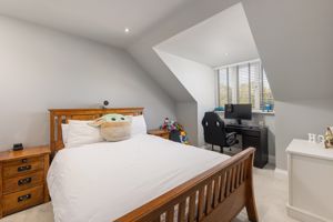 Photo 25- click for photo gallery